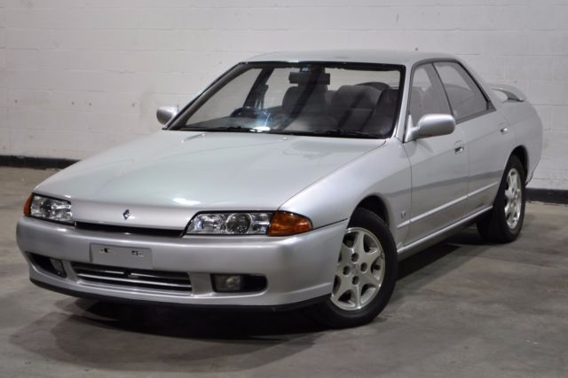 1992 nissan skyline gts25 -- silver - rb25de - 5 speed - 43,185 miles 69,499 km
