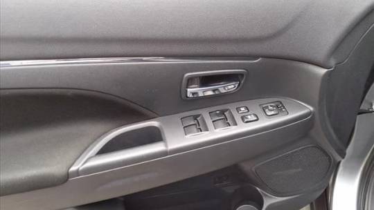 2021 mitsubishi outlander sport se