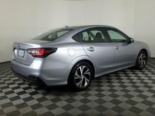 2023 subaru legacy premium in college crest, oregon