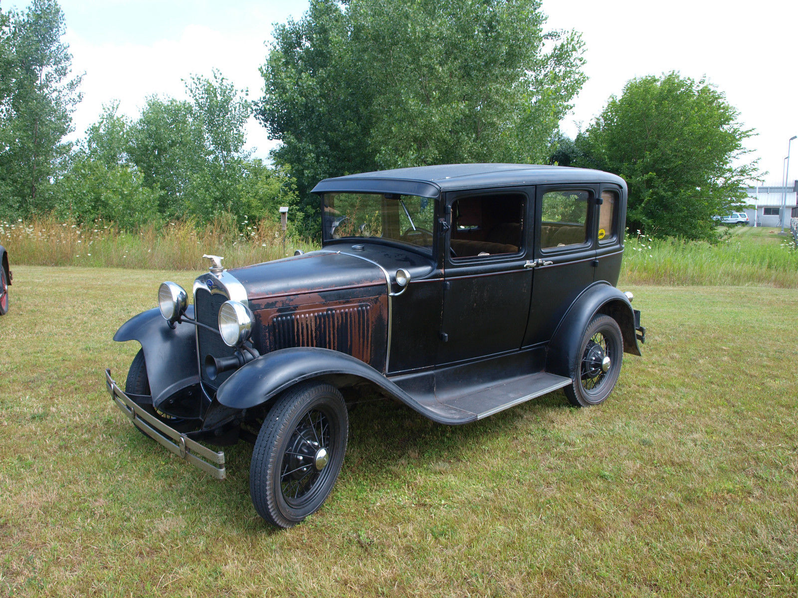 1930 ford model a town sedan