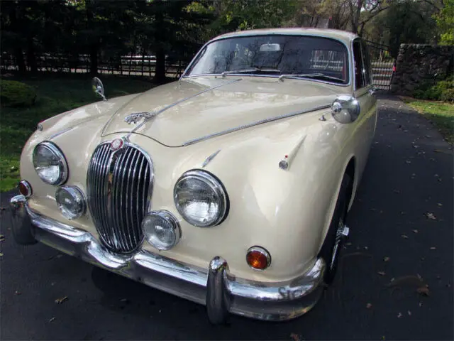 1961 jaguar 3.8s - beautiful restoration! turnkey!