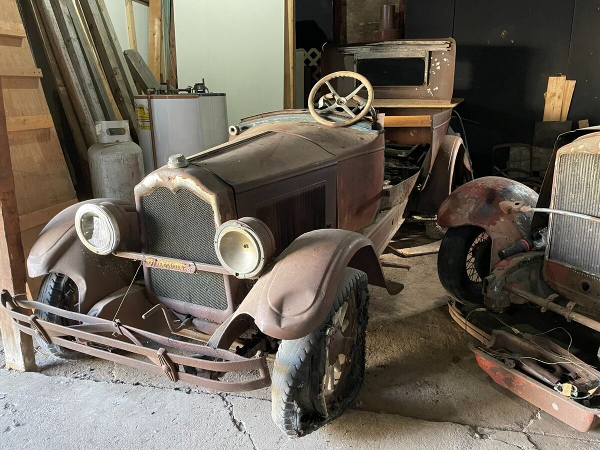 1927 buick sedan 2 doors 5 passengers