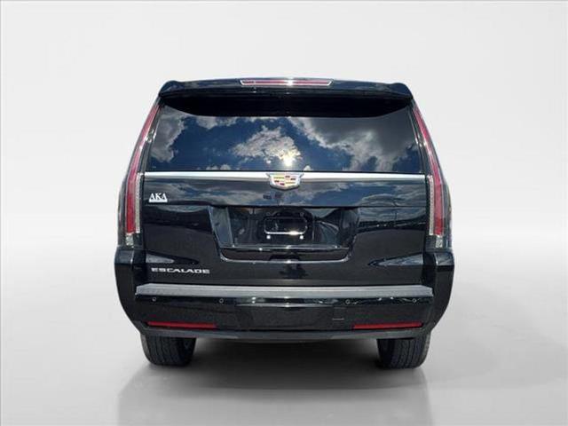 2018 cadillac escalade standard