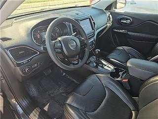 2023 Jeep Cherokee altitude lux