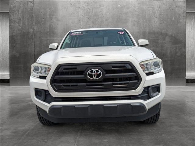 2017 toyota tacoma sr