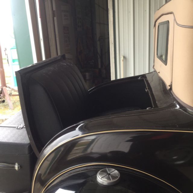 ford model a 2 door coupe