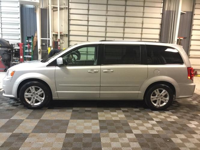 used 2011 dodge grand caravan crew flagstaff, az 86004 for sale in flagstaff, arizona