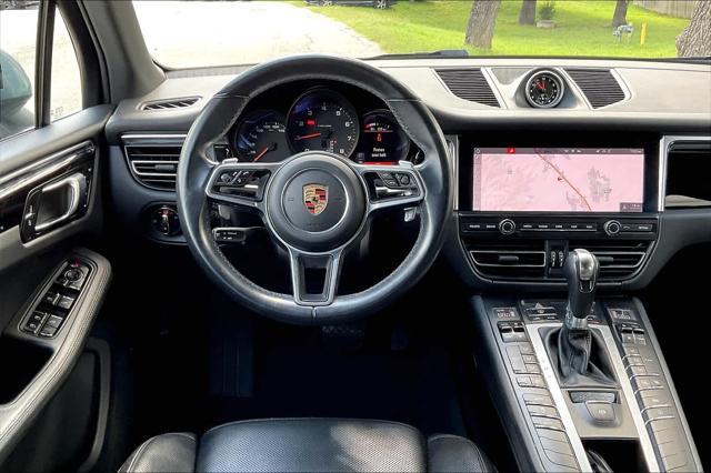 2020 porsche macan base