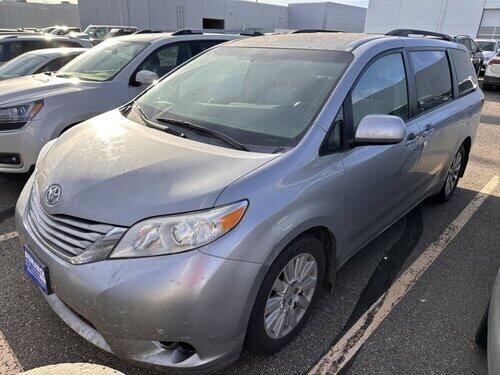 2015 toyota sienna le