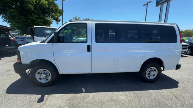 2017 chevrolet express 2500 ls