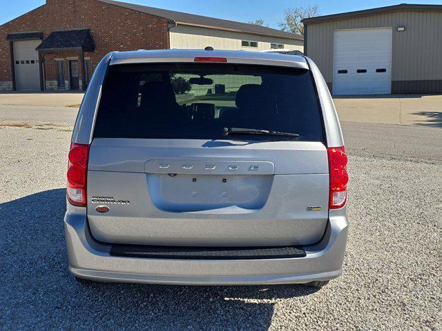 2018 dodge grand caravan se
