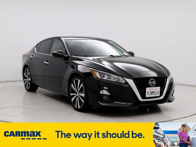 2020 nissan altima platinum