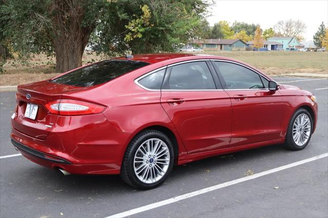 2015 ford fusion se