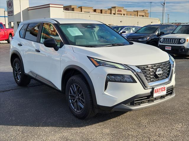 2022 nissan rogue s