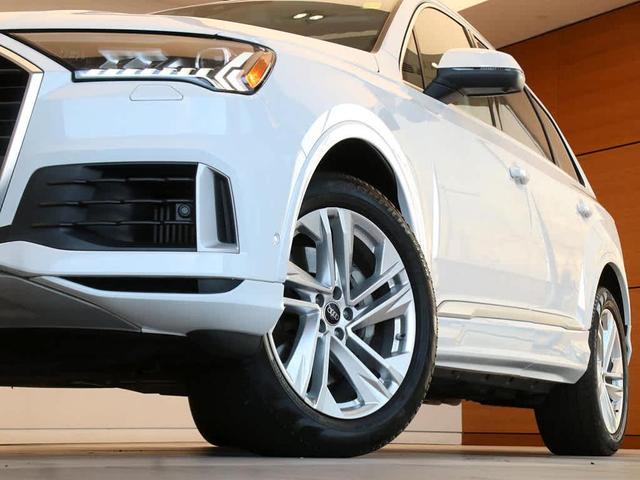 2024 audi q7 55 premium plus