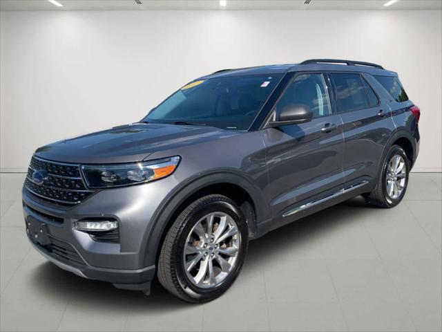 2021 ford explorer xlt