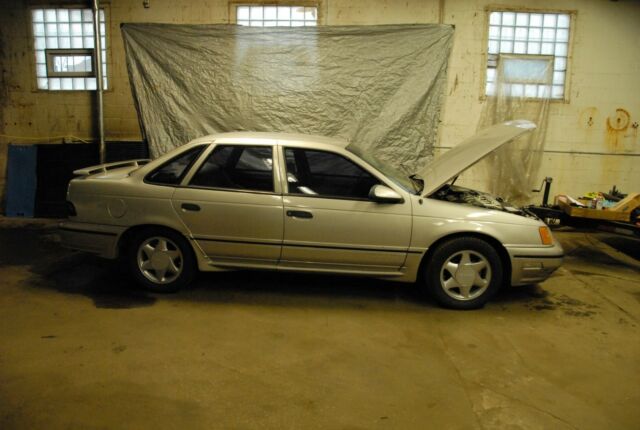 1989 ford taurus sho - colorado car / no rust