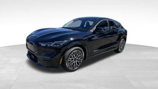 2024 Ford Mustang Mach-E premium
