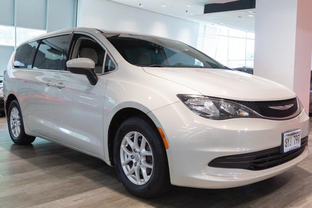 2017 chrysler pacifica touring