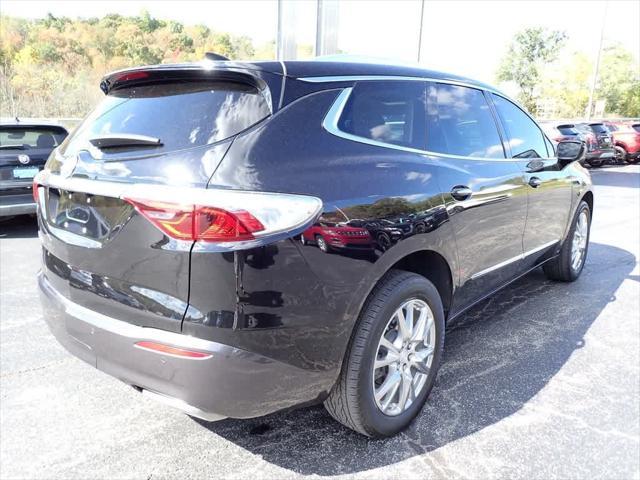 2022 buick enclave essence