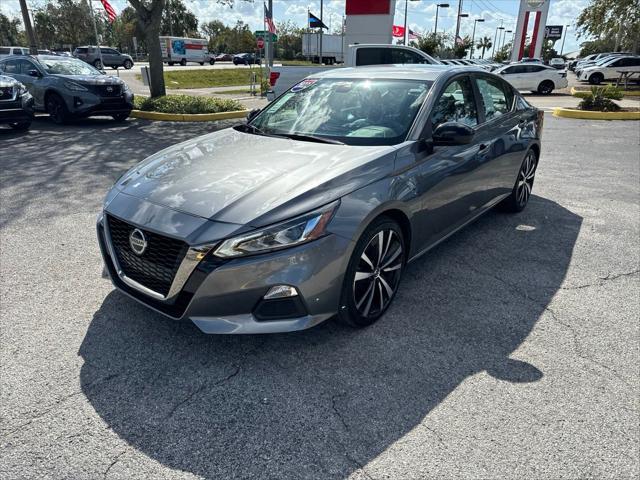 2022 nissan altima sr fwd