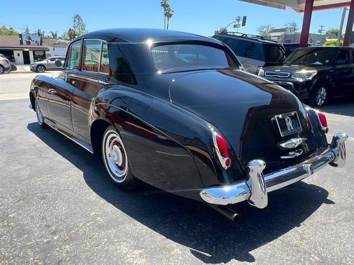 1961 rolls-royce silver cloud ii