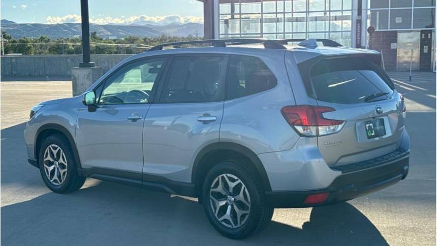 2019 subaru forester premium