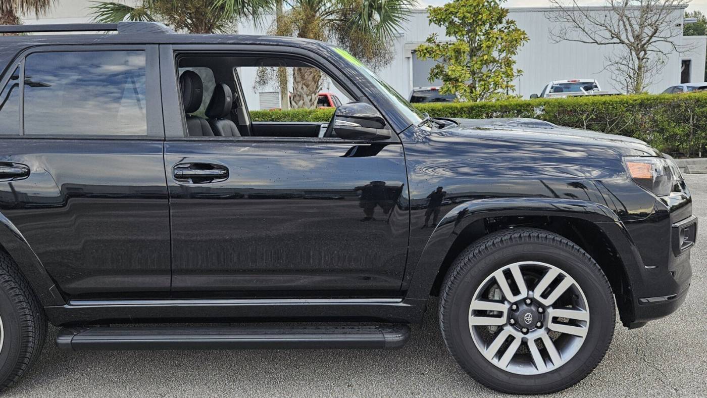 2024 toyota 4runner trd sport