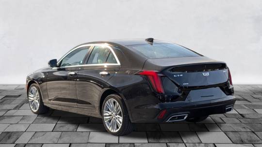 2025 Cadillac se