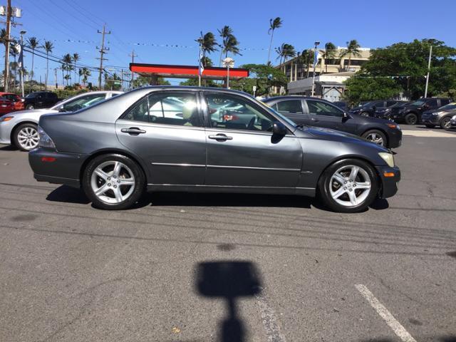 2001 lexus is 300 in kahului, hawaii