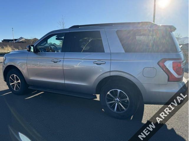 2021 ford expedition xlt