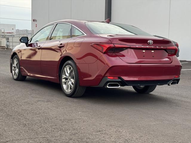 2022 toyota avalon xle