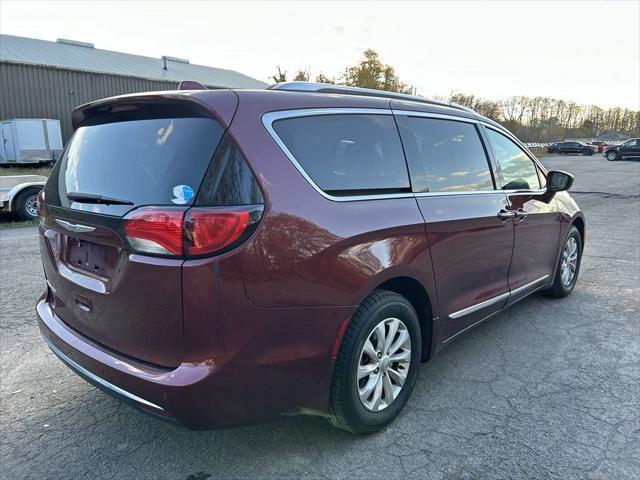 2018 chrysler pacifica touring-l plus