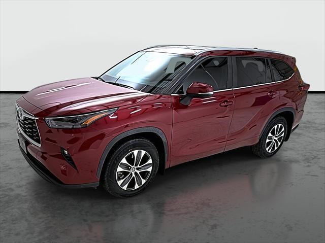 2023 toyota highlander xle