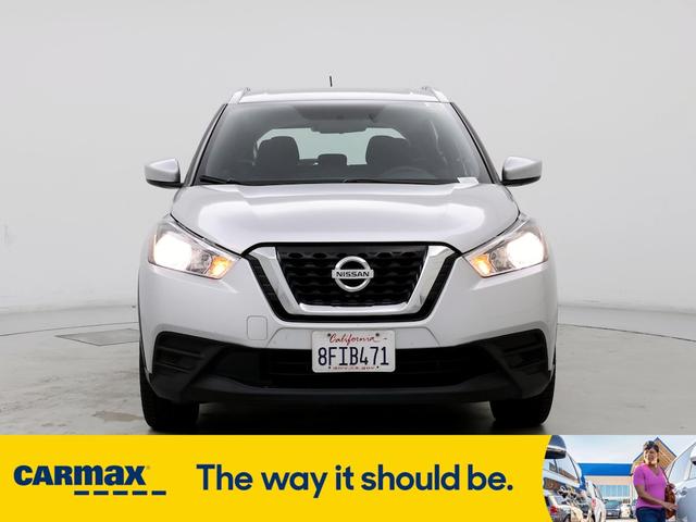 2018 nissan kicks sv