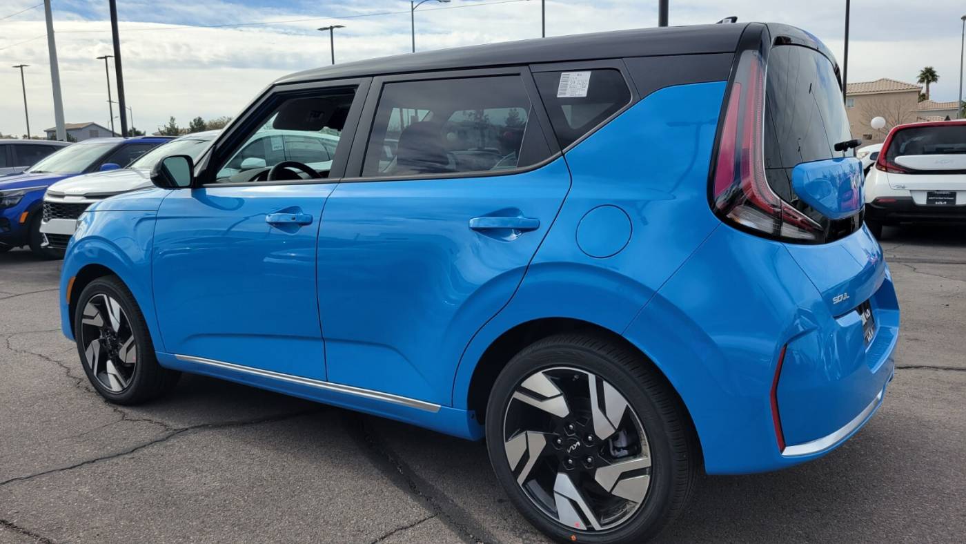 2024 kia soul gt-line