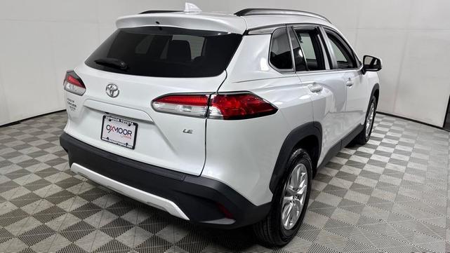 2022 toyota corolla cross le