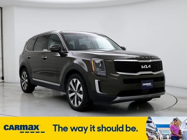 2022 kia telluride s
