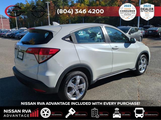 2022 honda hr-v lx