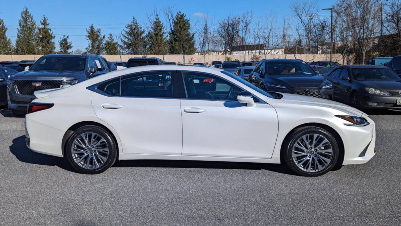 2021 lexus es 250 base