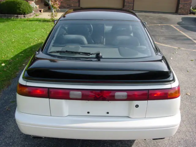 1992 subaru svx sports car awd low miles 103k auto clean runs great no reserve!