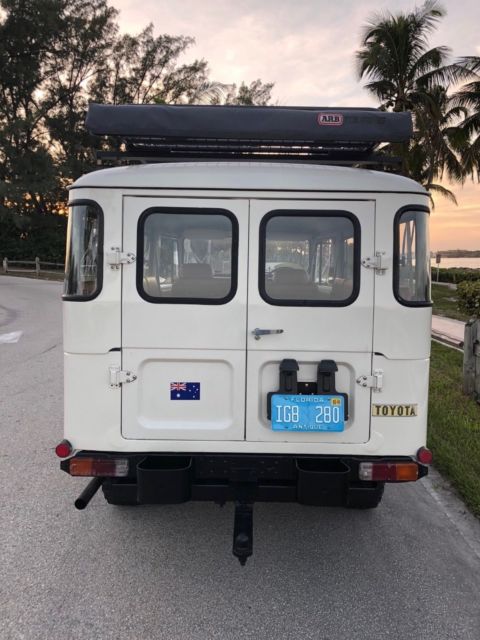 1982 toyota fj45 land cruiser troopy