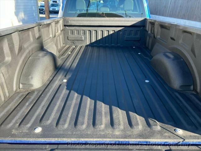 2018 ford f-150 5.0 v8 - very clean truck- power windows and locks - 2 keys