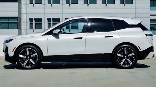2023 BMW iX
