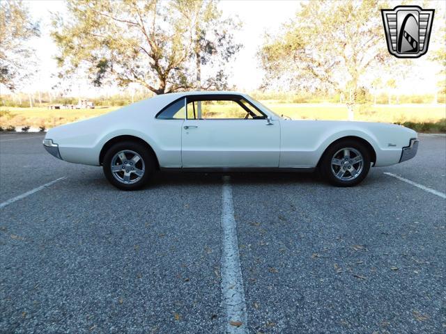 1966 oldsmobile toronado