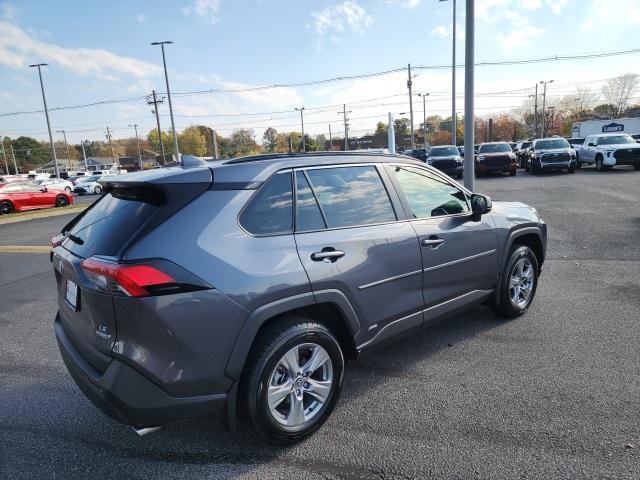 2022 toyota rav4 hybrid le