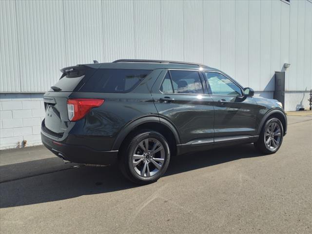 2022 ford explorer xlt