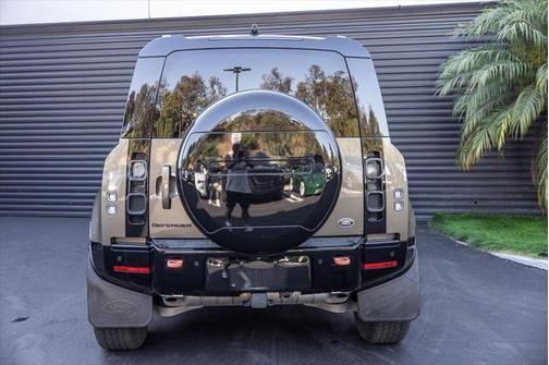 2022 land rover defender