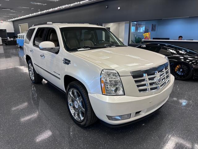 2012 cadillac escalade luxury