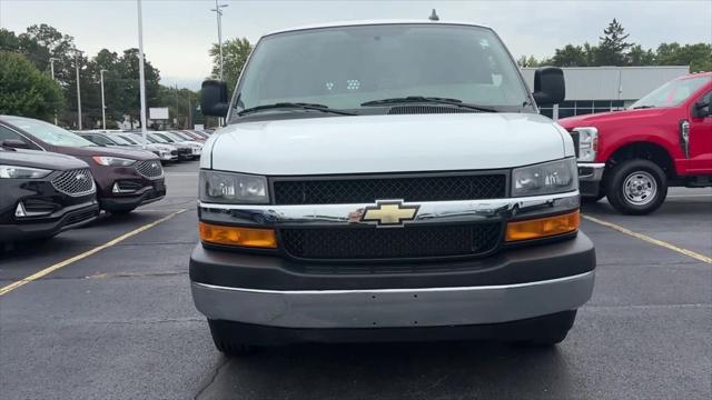 2022 chevrolet express 2500 work van